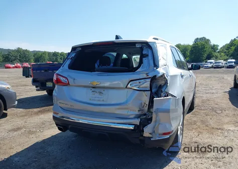2020 Chevrolet Equinox Fwd Premier 2.0L Turbo z USA, uszkodzony, nr VIN 2GNAXPEX6L6211057